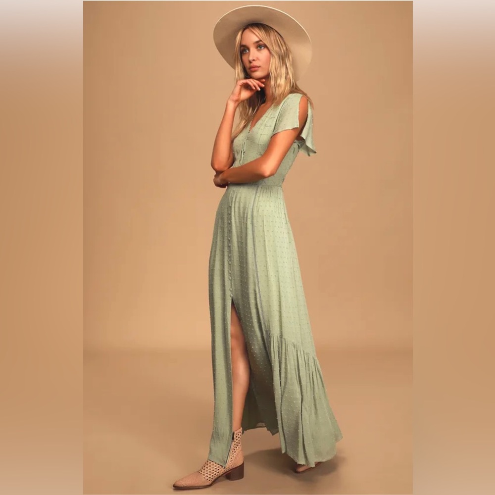 NWT Lulus Completely In Love Sage Green Swiss Dot Button-Front Maxi Dress